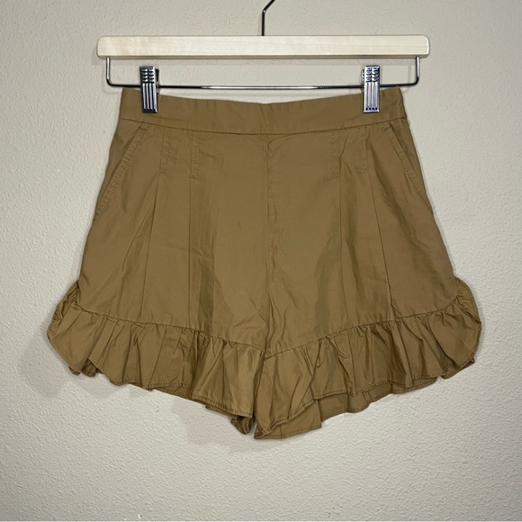 J. Crew size 000 100% cotton pleated tan khaki short with ruffled hem - Picture 1 of 7